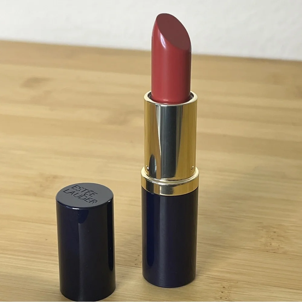 Estee Lauder Pure Color Envy 420 Rebellious Rose Lipstick Rosey Pink Full Size